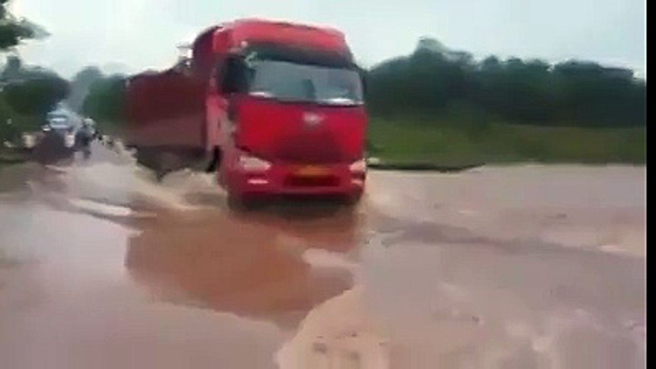 Dibini görmediğin suya girmeyeceksin!