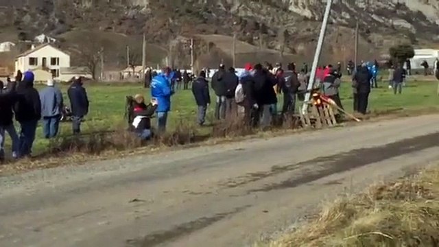 Rallye de Monte-Carlo: Latvala sort de la route et percute un spectateur