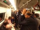 Hindistan Başbakanı Modi, Fransa Cumhurbaşkanı ile Metro Yolcuğu Yaptı