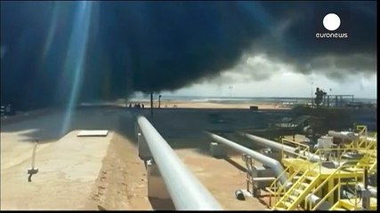 Ливия: пожар на нефтехранилище, атакованном ИГ