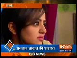 Swaragini 25 January 2016 Swara Ki Body Mein Hua Anjaan Aatma Pravesh JIsse Swara Ke Badle Tevar