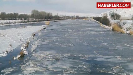 Kızılırmak'ın Bazı Kısımları Buz Tuttu