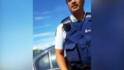 Motorist confronts Kiwi cop