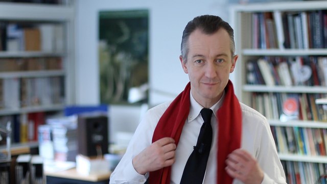 Hollande, Valls et Cazeneuve sont trop discrets à Calais - L'édito de Christohe Barbier