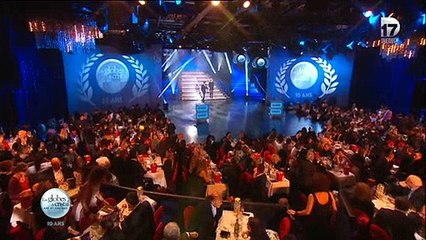 Download Video: La 1ère minute de la cérémonie des Globes de Cristal 2015