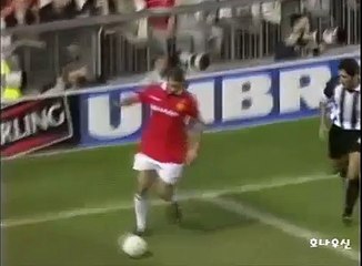Eric Cantona Amazing goal | Charity match 1998