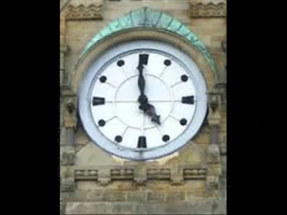 Chanson LE QUINZE JUILLET A CINQ HEURES