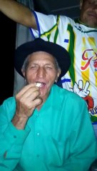 O GRANDE JORGE BOIADEIRO COMENDO BANANA