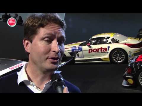 Lewis Hamilton & Nico Rosberg festeggiano alla Stars and Cars | Speciale Mercedes Motorsport