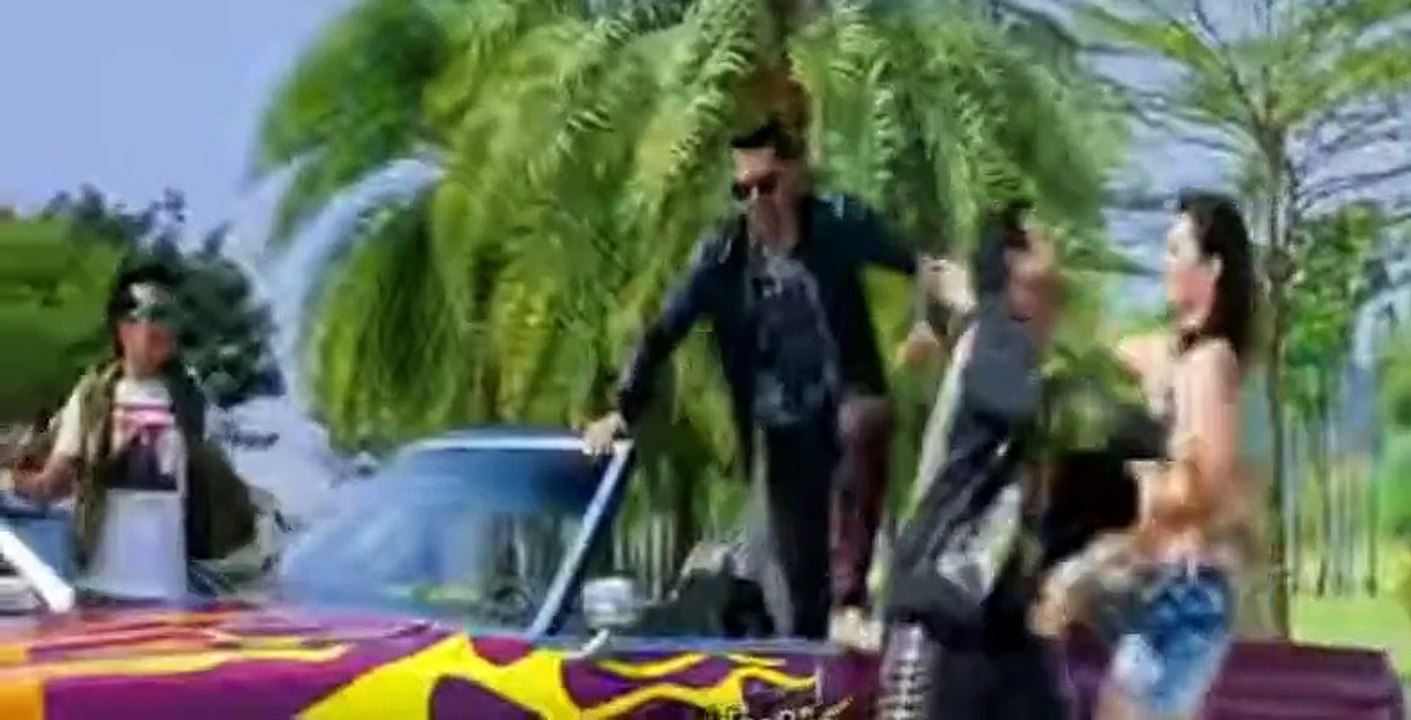 Aaj House party hain song  Kya Kya Kool Hain Hum 3