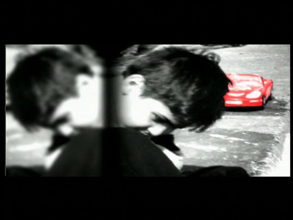 kırmızı araba (ibrahim sadri)