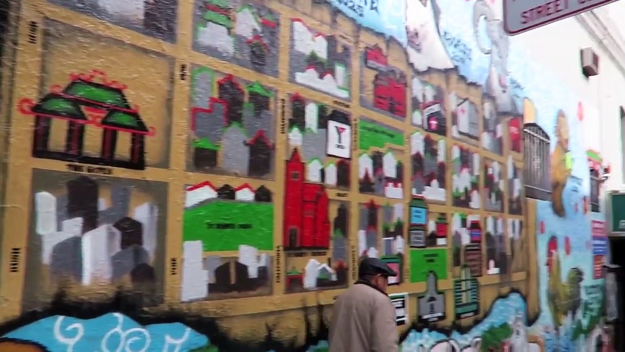 Union Square Park - Crazy Street Performers