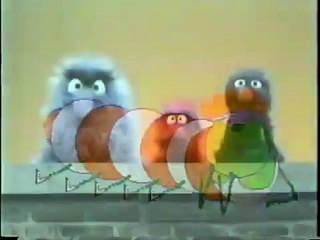 Classic Sesame Street - \"1, 2, 3 - 3 Monsters!\"