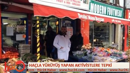 Müslümanlar,haçla yürüyüş yapan Aktivistlere tepki gösterdi