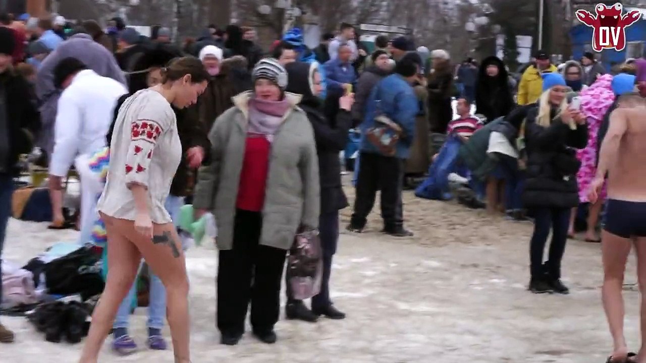 Crazy Russian Girls - Ice Cold Bath.