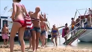 Sun, Sex and Suspicious Parents - Series 1/ Episode 4 - \"Kavos\"