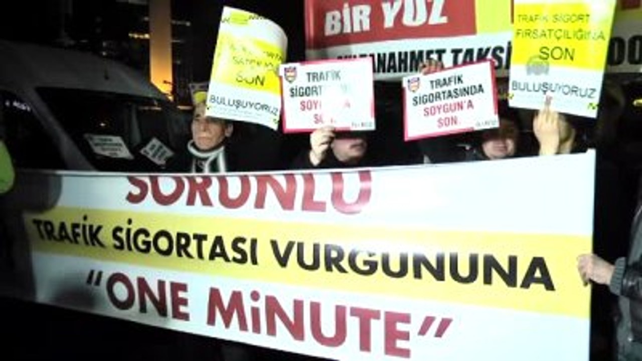 Zorunlu Trafik Sigortası Ücretleri Protesto Edildi
