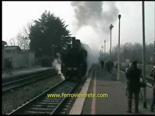 Molteno Locomotiva 880 051 e treno storico - Anteprima1