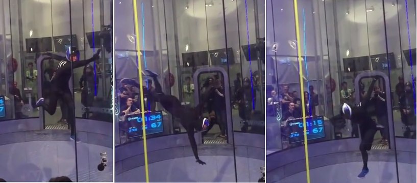 Il danse dans un simulateur de chute libre