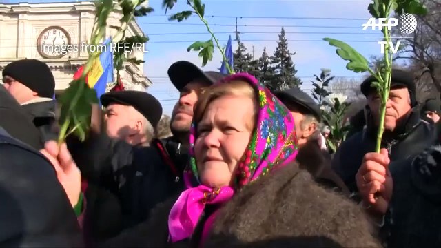 Moldova protesters want new elections called by Thursday