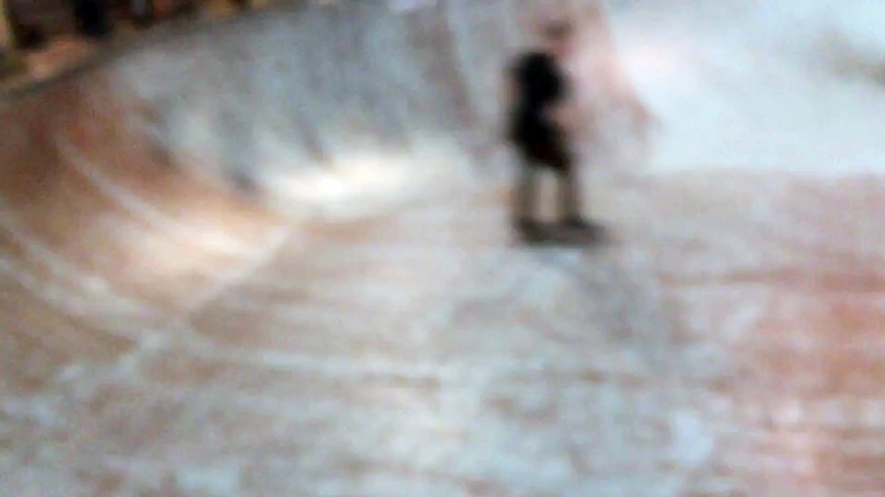 Mis K.O par un skater...