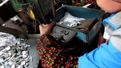 Herrajes para Muebles, Herrajes para Gabinetes - China: Tiradores y Pomos en Zámak / Production 7