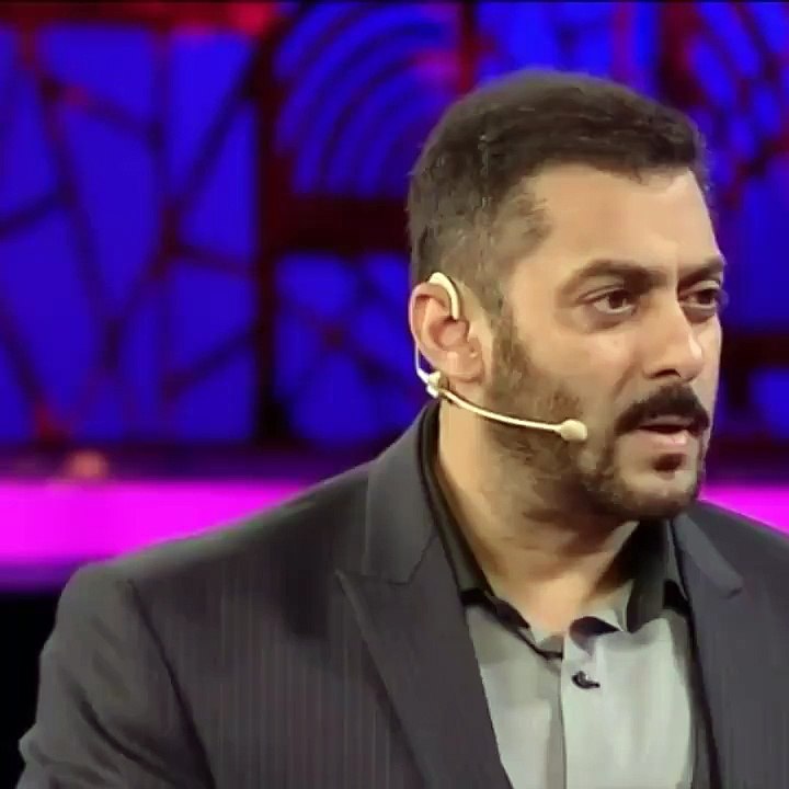 Salman Khan And Katrina Kaif bigg boss 9 Romance