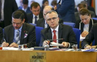 Maliye Bakanı Ağbal Sözlerine Alınan HDP'li Vekilin Gönlünü Almak İstedi