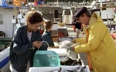 Crossing The Lighthouse AKA The Insperables (1999) - English Subtitles