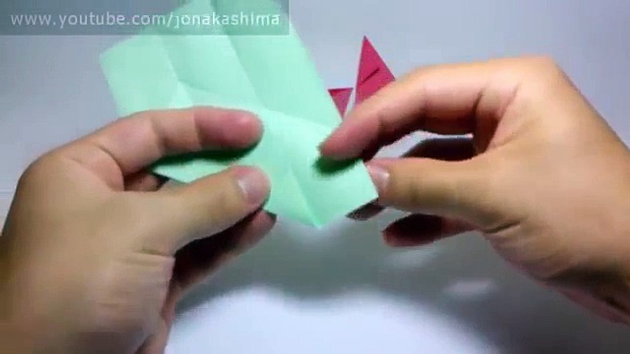 صنع الوردة المربعة السحرية من الورق
