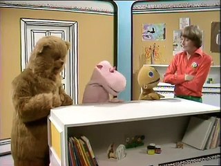 Outside for Kids | Learn All About Outside! Rainbow Full Episodes Childrens TV Show