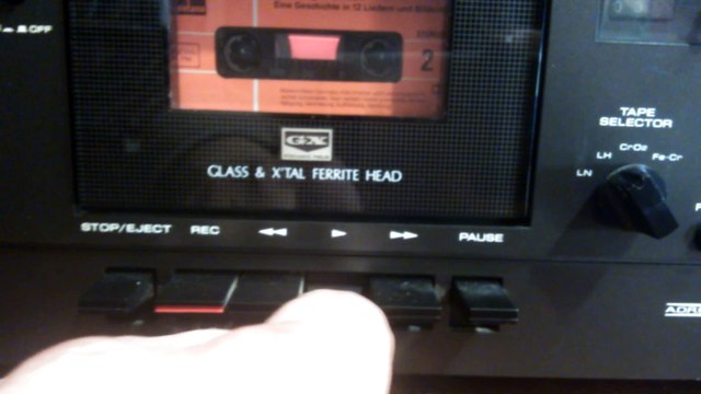 AKAI AM 2400 Amplifier AT 2400 Tuner GXC 709D Cassette Deck