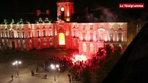 Rennes. Une centaine d'anti-NDDL s'en prend à l'Hôtel de Ville