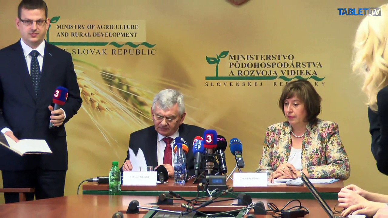 ZÁZNAM: Tlačová konferencia ministra pôdohospodárstva Ľubomíra  Jahnátka