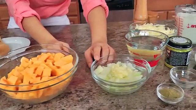 Thanksgiving Lasagna Recipe - Laura Vitale - Laura in the Kitchen Episode 674