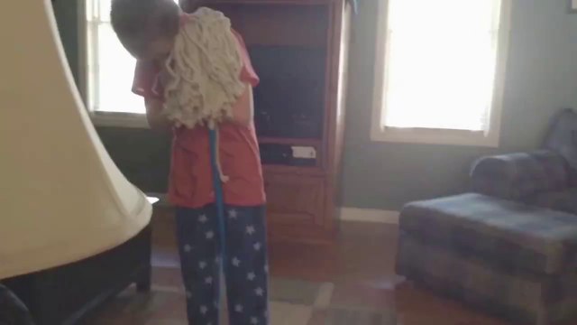 Tous les moyens sont bons pour s’entraîner à draguer les filles...