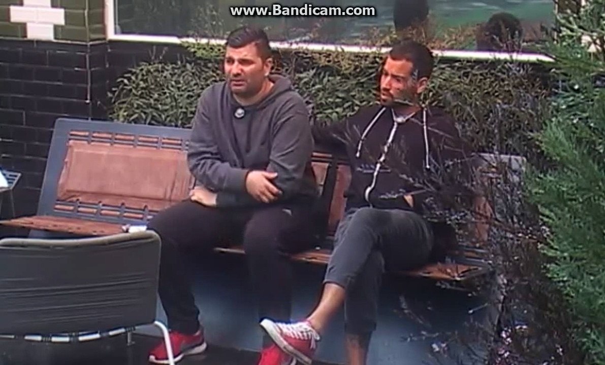 דודו מספר לעומרי שהעקיצות שלו על שי חי הן אסטרטגיה מכוונת