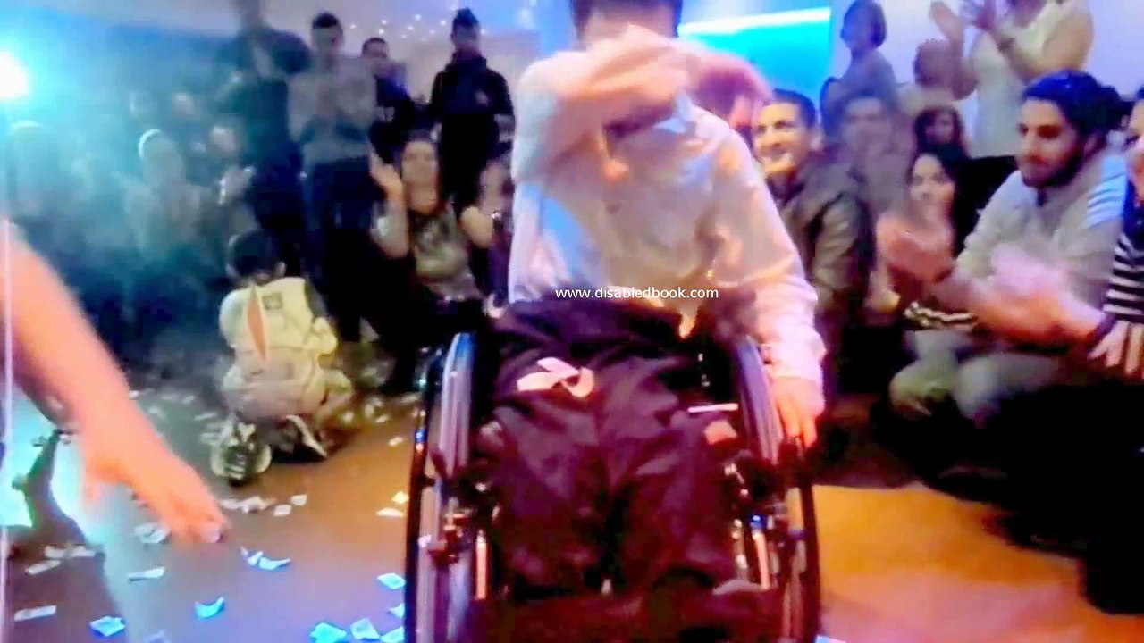 Το Ζεϊμπέκικο του Παναγιώτη που συγκλόνισε τον κόσμο