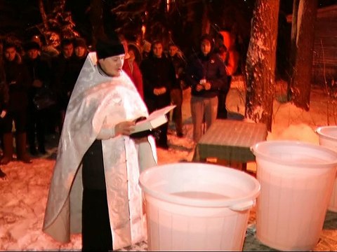 Сотрудники нижегородских предприятий Кинокомпании «Союз Маринс Групп» приняли участие в крещенских купаниях
