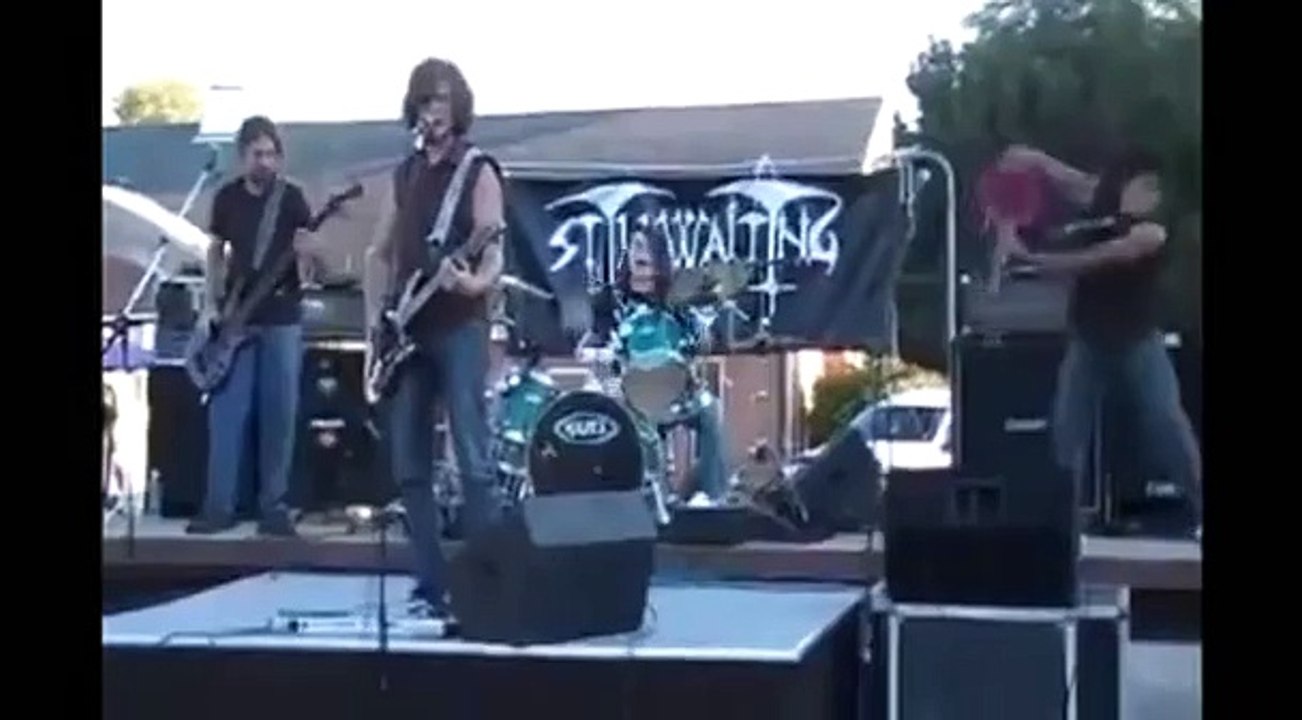 Very Funny Guitar Fail