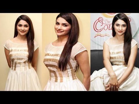 Prachi Desai Performs At Country Club's New Year Bash 2013 - Press Meet