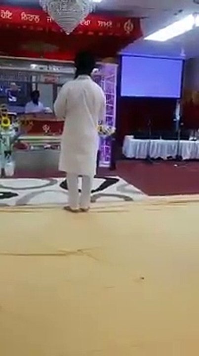 dubai gurdwara vivad