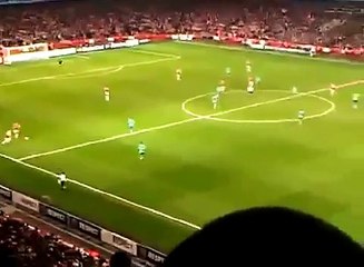 Эмоции фанатов Арсенала после гола Аршавина Барселоне