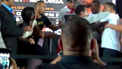 Boxer Spanks Opponents Girlfriend During Face-off