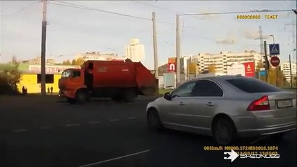 Very Crazy Driver Crashes