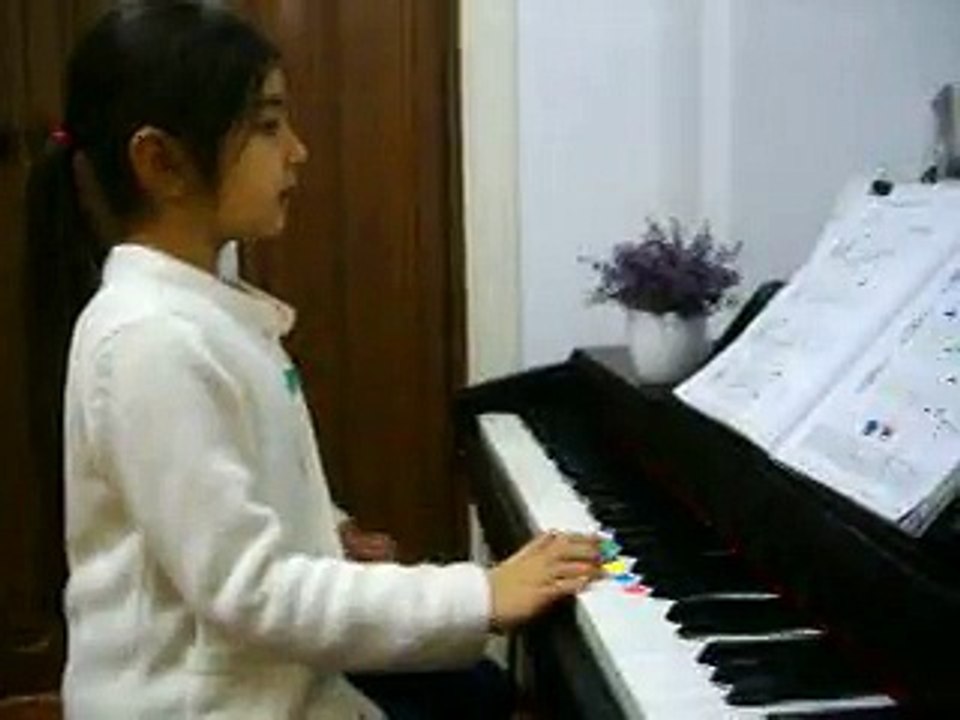 PİYANO DERSİ- MEDARMONİ SANAT AKADEMİSİ-www.medarmonisanat.com