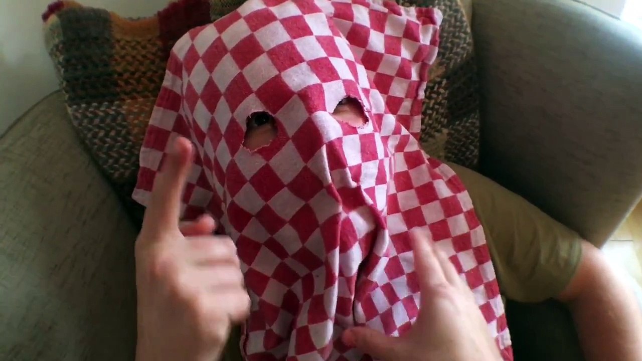 Netflix & Chilli PRANK! - \"I\'m a kinky baboon!\"