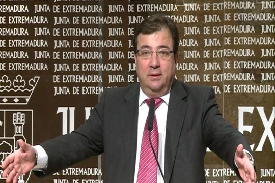 Vara cree que Rajoy debería marcharse tras declinar