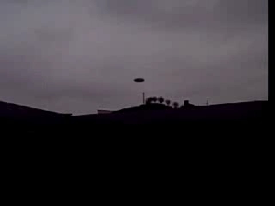 OVNI au dessus d'Evry en mars 2007