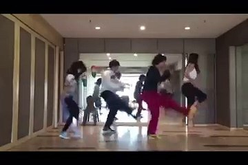 Tiger Shroff Republic Day rehearsal fun